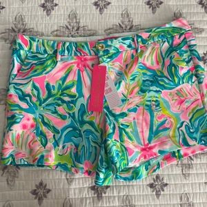 NWT Lilly Pulitzer 5” Stretch Callahan Shorts. Size 14